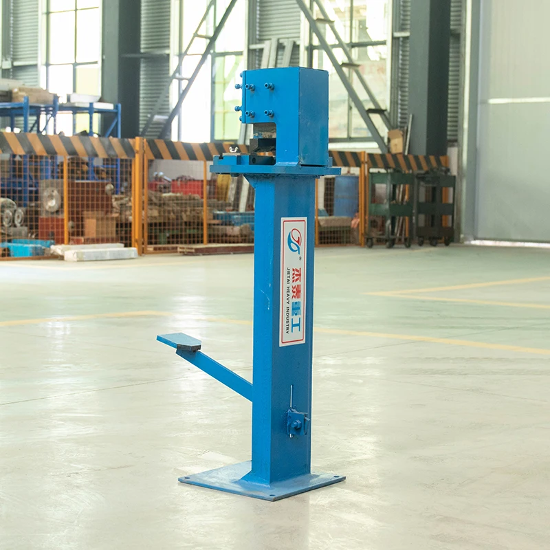 H2b93391ac4664c7ca6b280c8bfc8172fi.webp Pedal-Type Corner Cutting Notching Machine 80x80mm Limited Cutting Range 1mm Thick Trim Equipment - Image 3