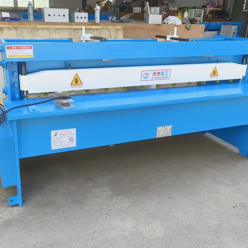 Ha76a7584451c4bdcba80769b87e569edz.webp Energy-Efficient Electric Plate Shears Convenient Hand-Cranked Operation Environment-Friendly Can Plate Bending Rolls Gear Motor - Image 4