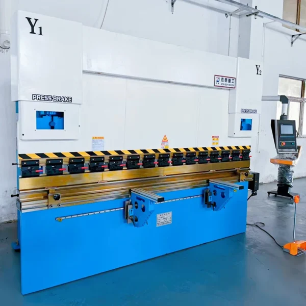 High-Speed TP10S System Bending Machine Press Brake Automatic with High Precision Simple Operation