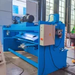 Essential Components Hydraulic QC11K Gate-Type Shearing Machine with MD11 Control System Featuring Pump Gear Motor PLC - Image 4