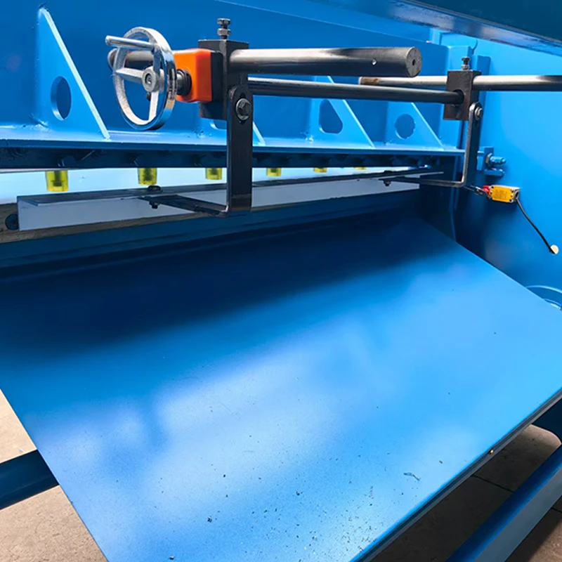 He7e2719c680b49209cdfc2b3fc6b6f00S.webp Energy-Efficient Electric Plate Shears Convenient Hand-Cranked Operation Environment-Friendly Can Plate Bending Rolls Gear Motor - Image 6