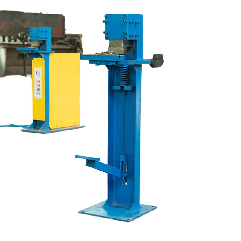 Hec58b403af0240f99d301e5d77518e4fw.webp Pedal-Type Corner Cutting Notching Machine 80x80mm Limited Cutting Range 1mm Thick Trim Equipment - Image 1