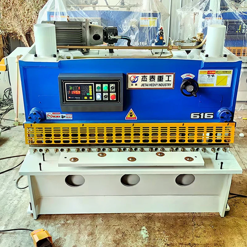 Hf7b682a55b294332ba4d3d5208c9599dN.webp CNC Hydraulic Shearing Machine for Small Workpiece Cutting for Stainless Steel Plates Equipped with Pump Gear Motor and PLC - Image 3